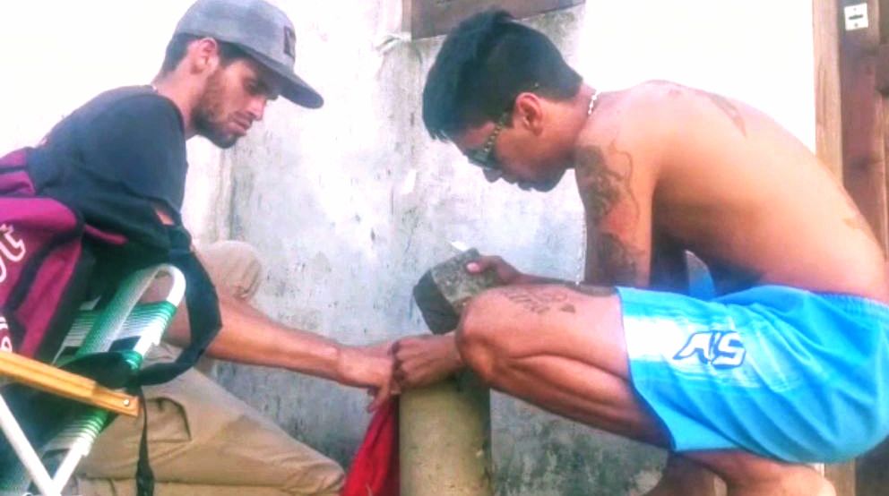 Sospechas de estafa y denuncia cruzada: crecen las dudas sobre el accionar de un marinero.