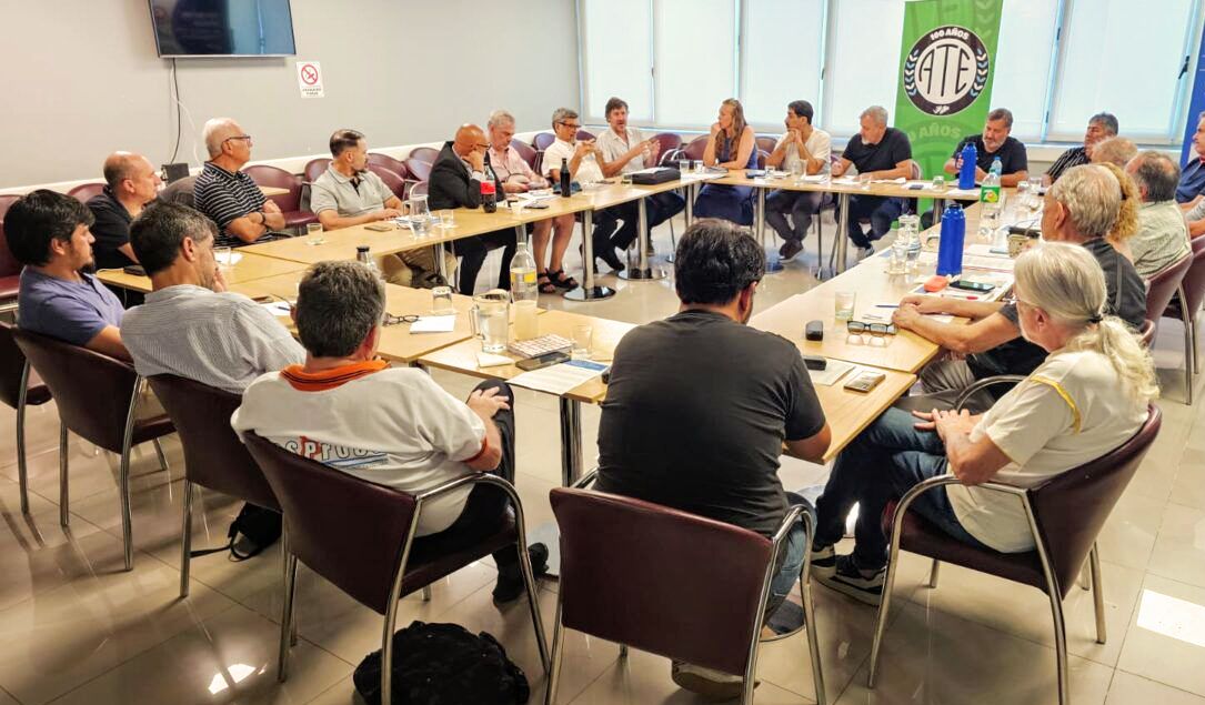 El Gobierno empuja la reforma y se enfrenta a un paro general: ATE convoca a la huelga contra el ajuste laboral