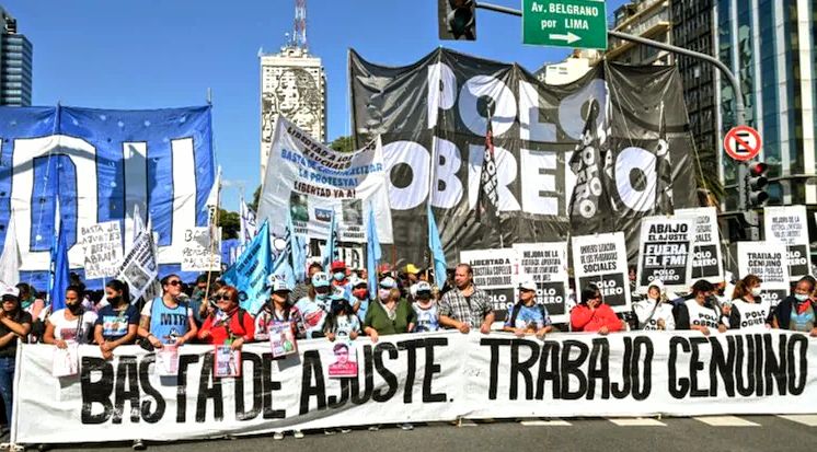 Organizaciones sociales y gremiales preparan movilización contra la reforma laboral impulsada por el Gobierno