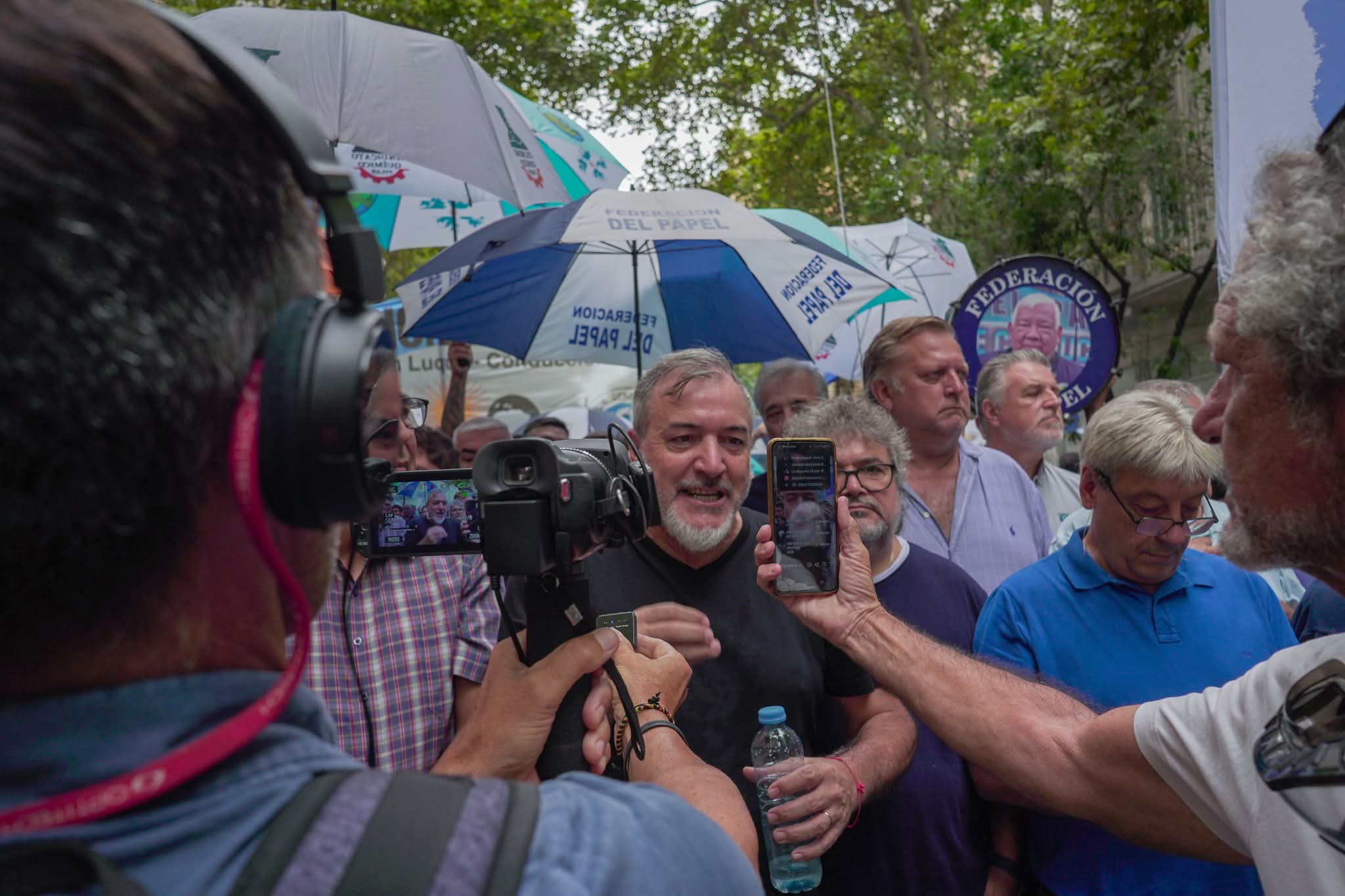 Sin convocatoria de la CGT, el FreSU sale a la calle y desafía al Gobierno: “No le vamos a regalar los derechos conquistados”