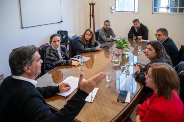 Capitanich respald&oacute; a trabajadores del INTI y alert&oacute; sobre un &ldquo;vaciamiento&rdquo; del organismo