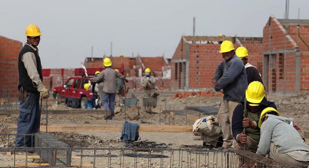 La construcci&oacute;n no levanta cabeza: el sector perdi&oacute; m&aacute;s de 120 mil empleos y advierten una ca&iacute;da hist&oacute;rica