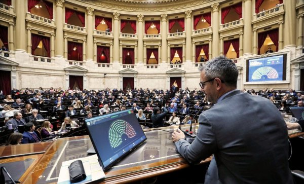 Patentes: crece la pol&eacute;mica por un acuerdo impulsado por Milei que, denuncian, pone en jaque a la industria nacional