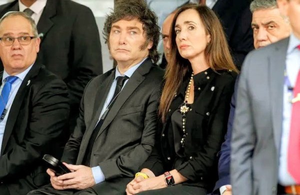 La interna libertaria estalla: Milei deja avanzar a Santilli y profundiza la guerra con Villarruel