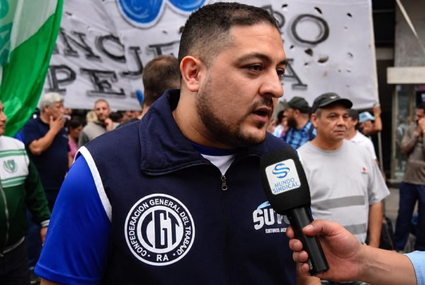 Cristian L&oacute;pez&ldquo;La actividad necesita una organizaci&oacute;n que defienda de verdad a los trabajadores&rdquo;,  
