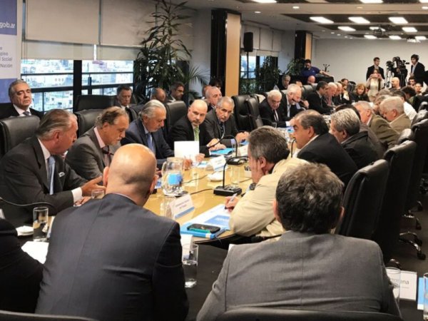 El Gobierno nacional convoc&oacute; formalmente al Consejo Nacional del Empleo, la Productividad y el Salario M&iacute;nimo Vital y M&oacute;vil 
