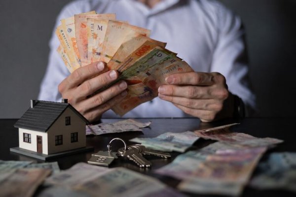La vivienda propia se aleja y crece el n&uacute;mero de inquilinos