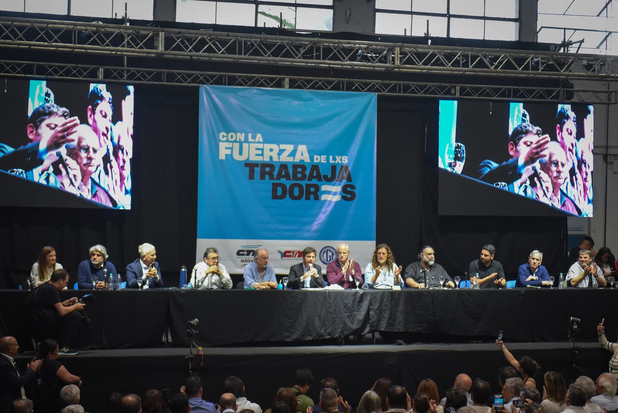 Hugo Moyano (h)  en La Plata: “Vienen a destruir la protesta social y el derecho de huelga”