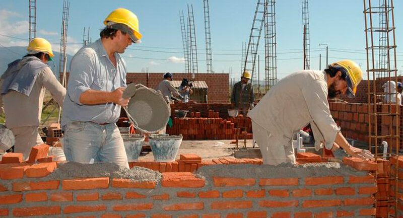 Golpe productivo: más de 15.000 empresas y 220.000 empleos perdidos en 19 meses de la gestión de Milei.