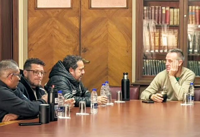 Crespo llev&oacute; la pelea de FATE a Azopardo: el SUTNA reclam&oacute; a la CGT que enfrente el lockout