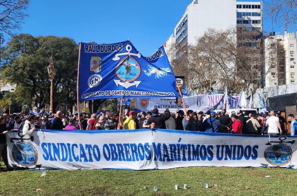 El SOMU exige proteger el cabotaje nacional y la CGT advierte sobre el avance de los buques extranjeros