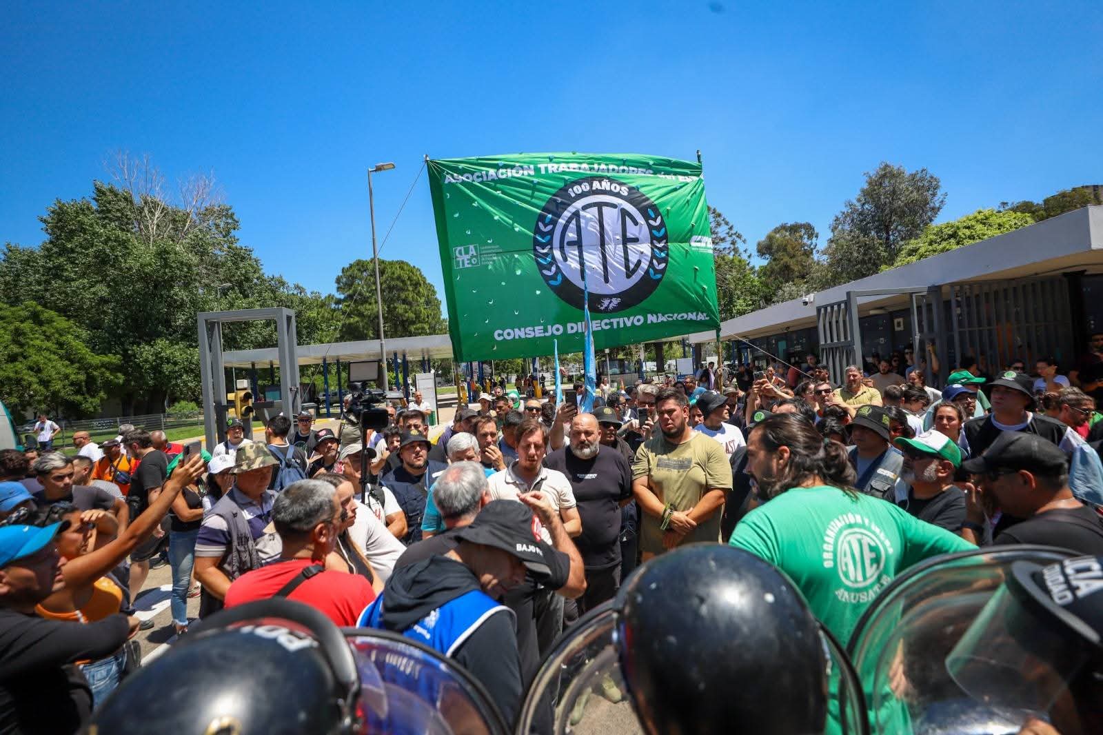 Paro nacional de ATE: jornada caliente contra el ajuste y la reforma laboral del Gobierno